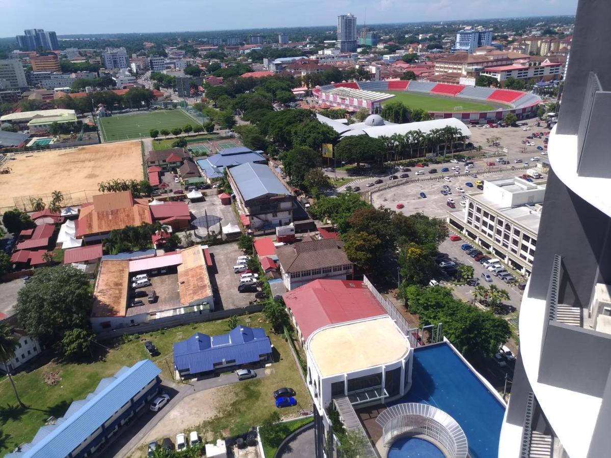 Golden Troika Kota Bharu - 2 Bedrooms Exterior foto